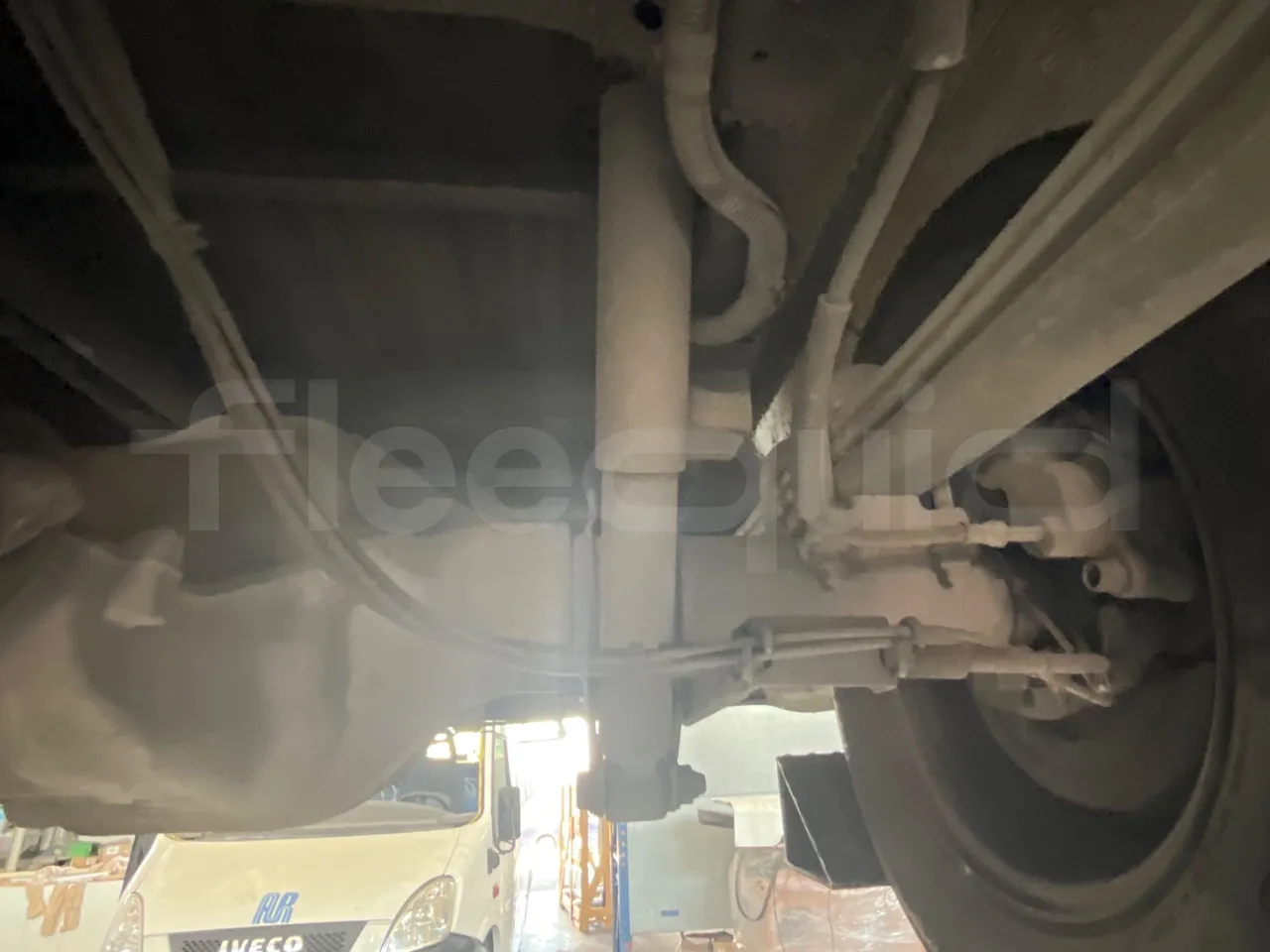 Mercedes-Benz Sprinter 906BB50-EUR6 -120kW -7.367m - axel 2 air springs 1 left