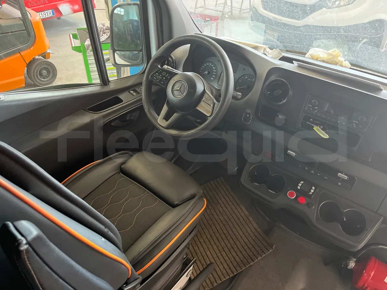 Mercedes-Benz Sprinter 906BB50-EUR6 -120kW -7.367m - buttons panels on (mandatory for bus to scrap)