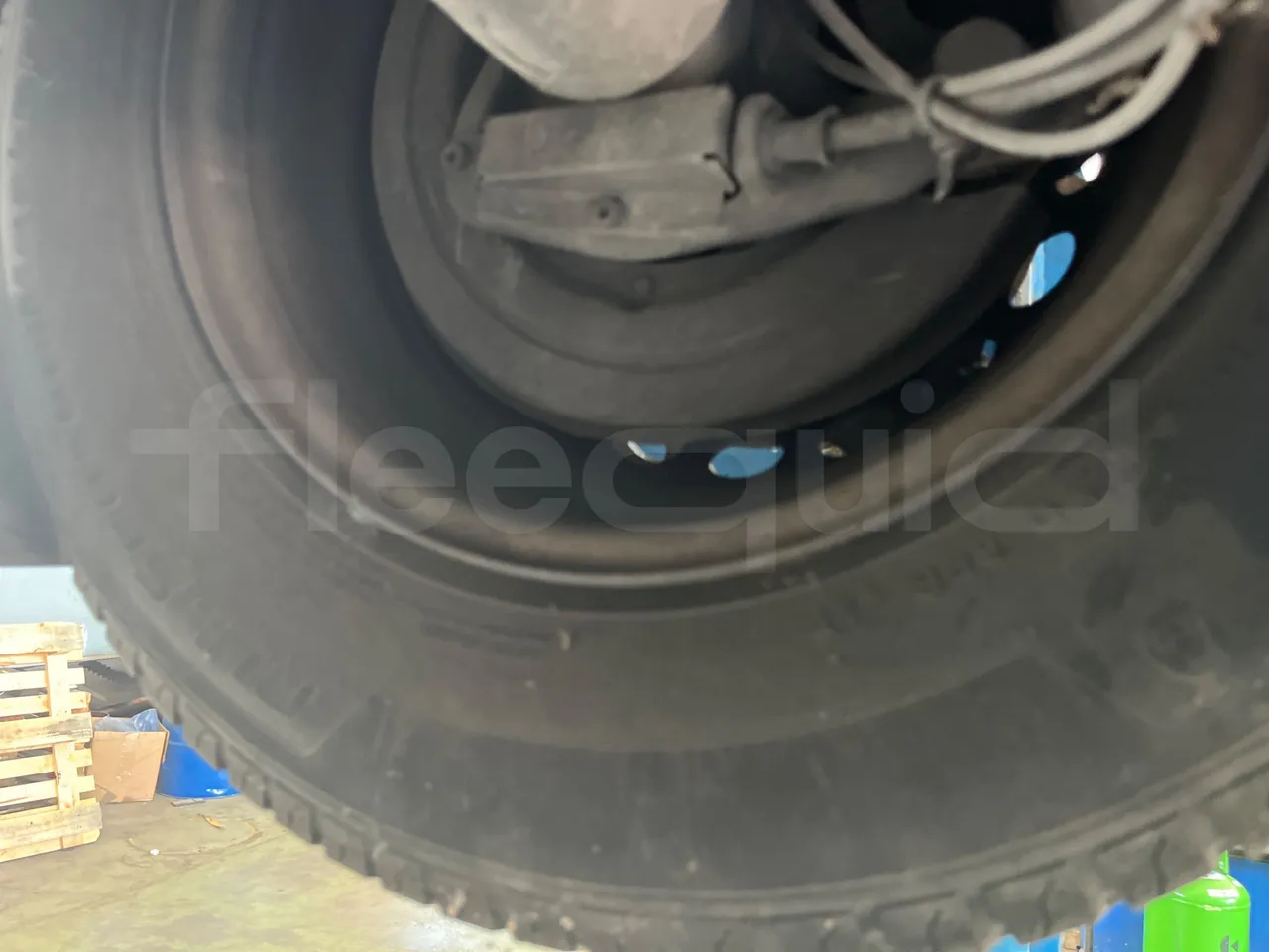 Mercedes-Benz Sprinter 906BB50-EUR6 -120kW -7.367m - axle 2 discs left