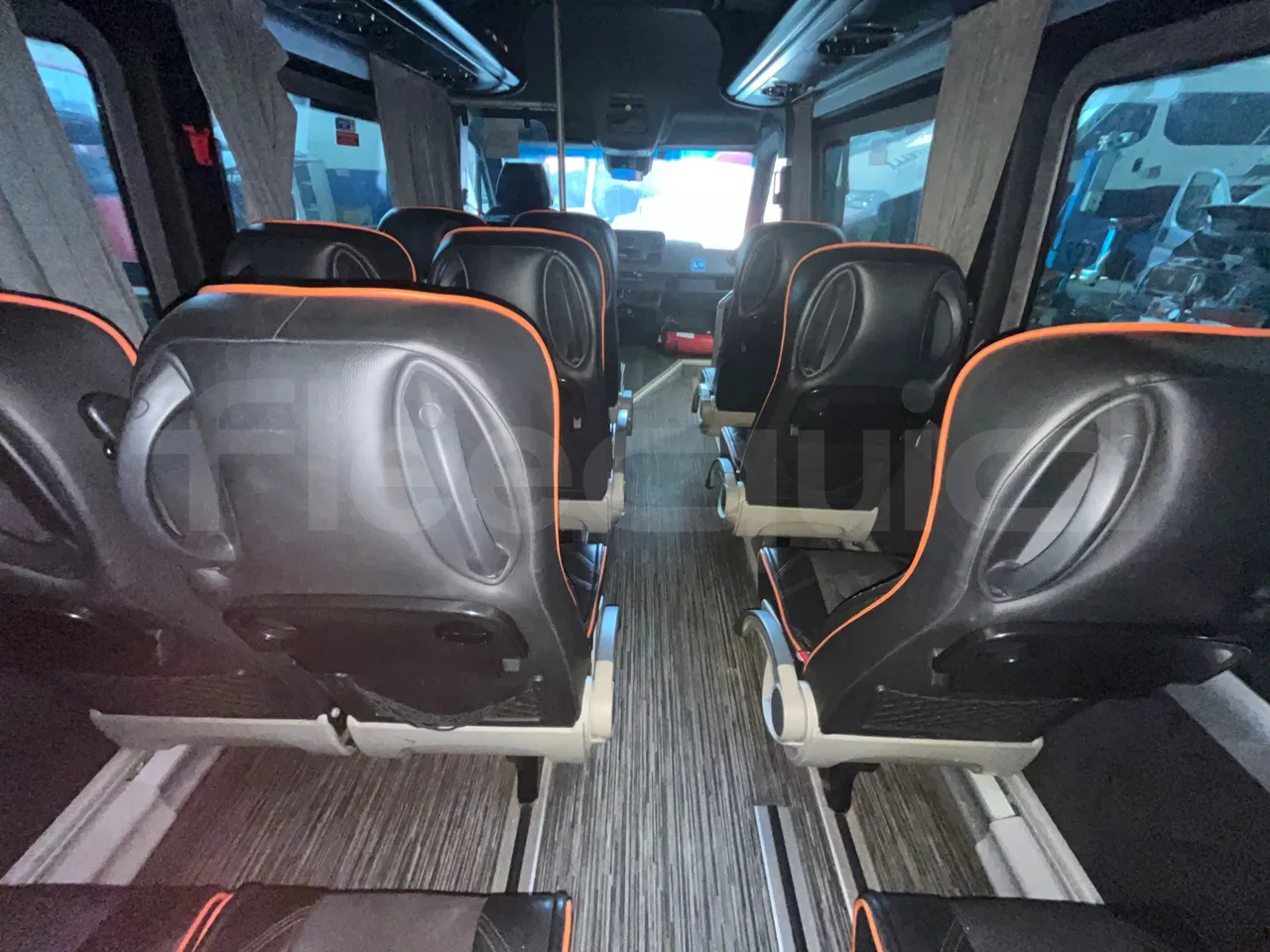 Mercedes-Benz Sprinter 906BB50-EUR6 -120kW -7.367m - forward view all seats last row height