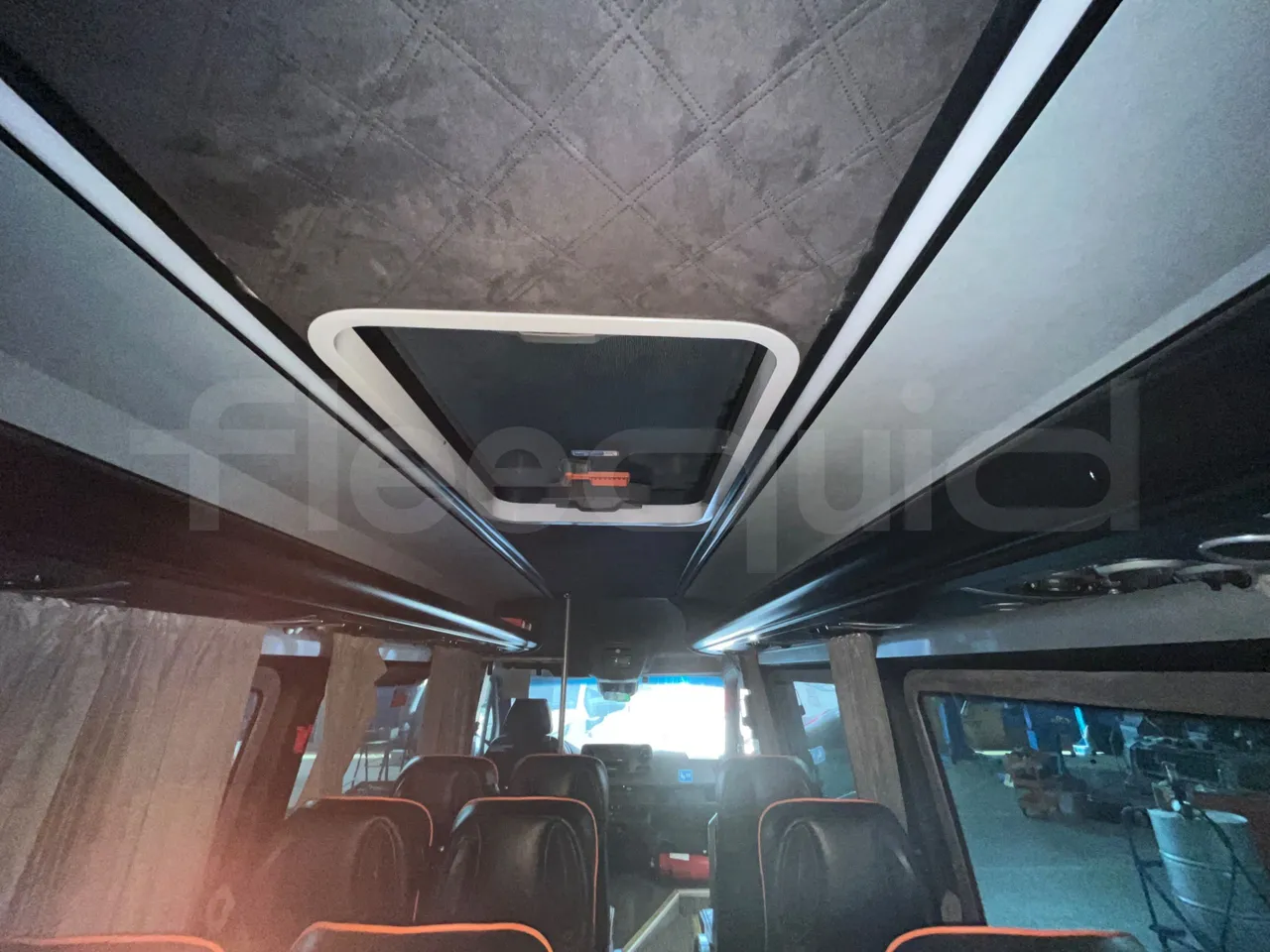 Mercedes-Benz Sprinter 906BB50-EUR6 -120kW -7.367m - overhead compartments photo