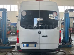 Mercedes-Benz Sprinter 906BB50-EUR6 -120kW -7.367m - rear hatch closed