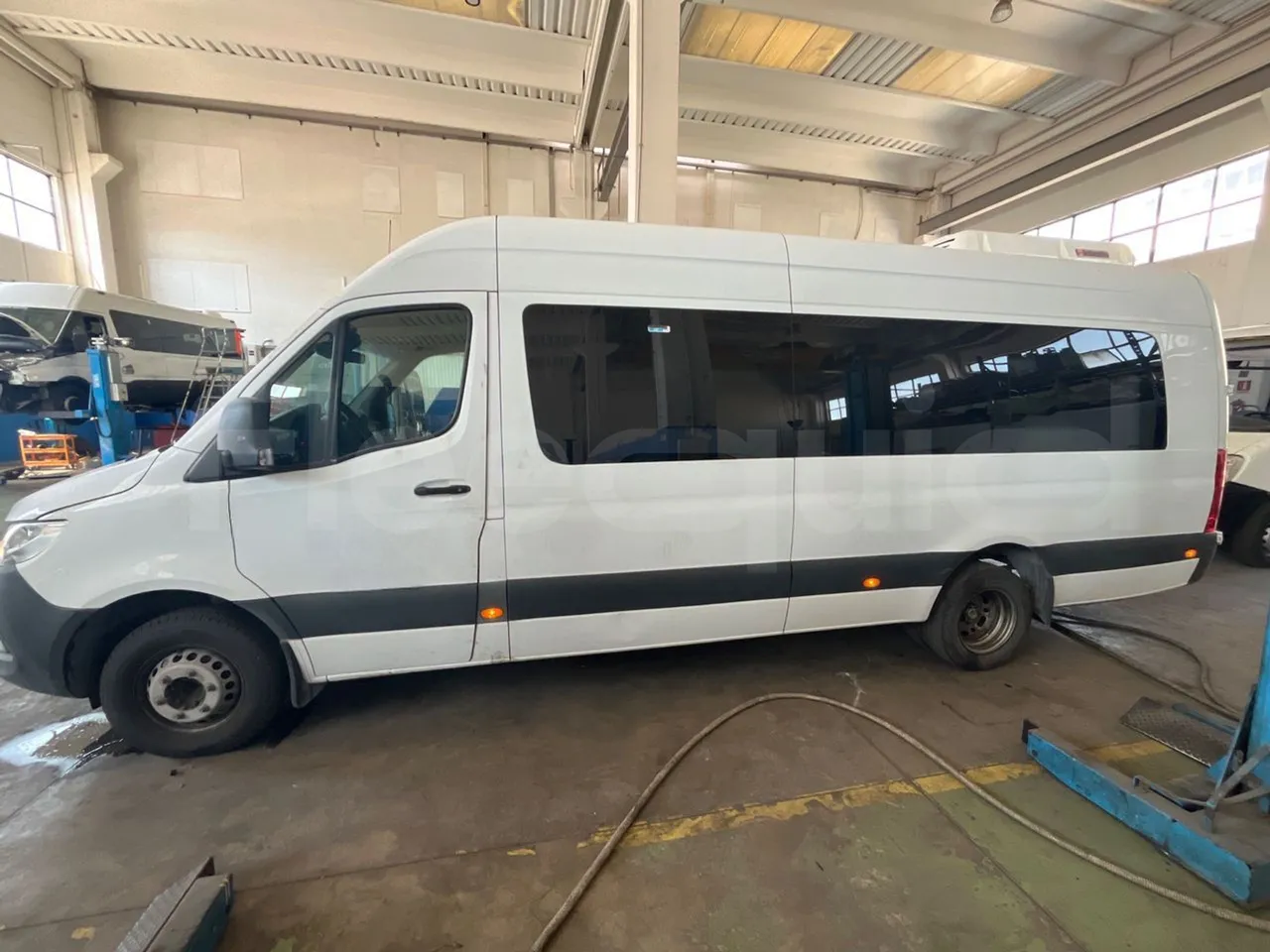 Mercedes-Benz Sprinter 906BB50-EUR6 -120kW -7.367m - left side photo