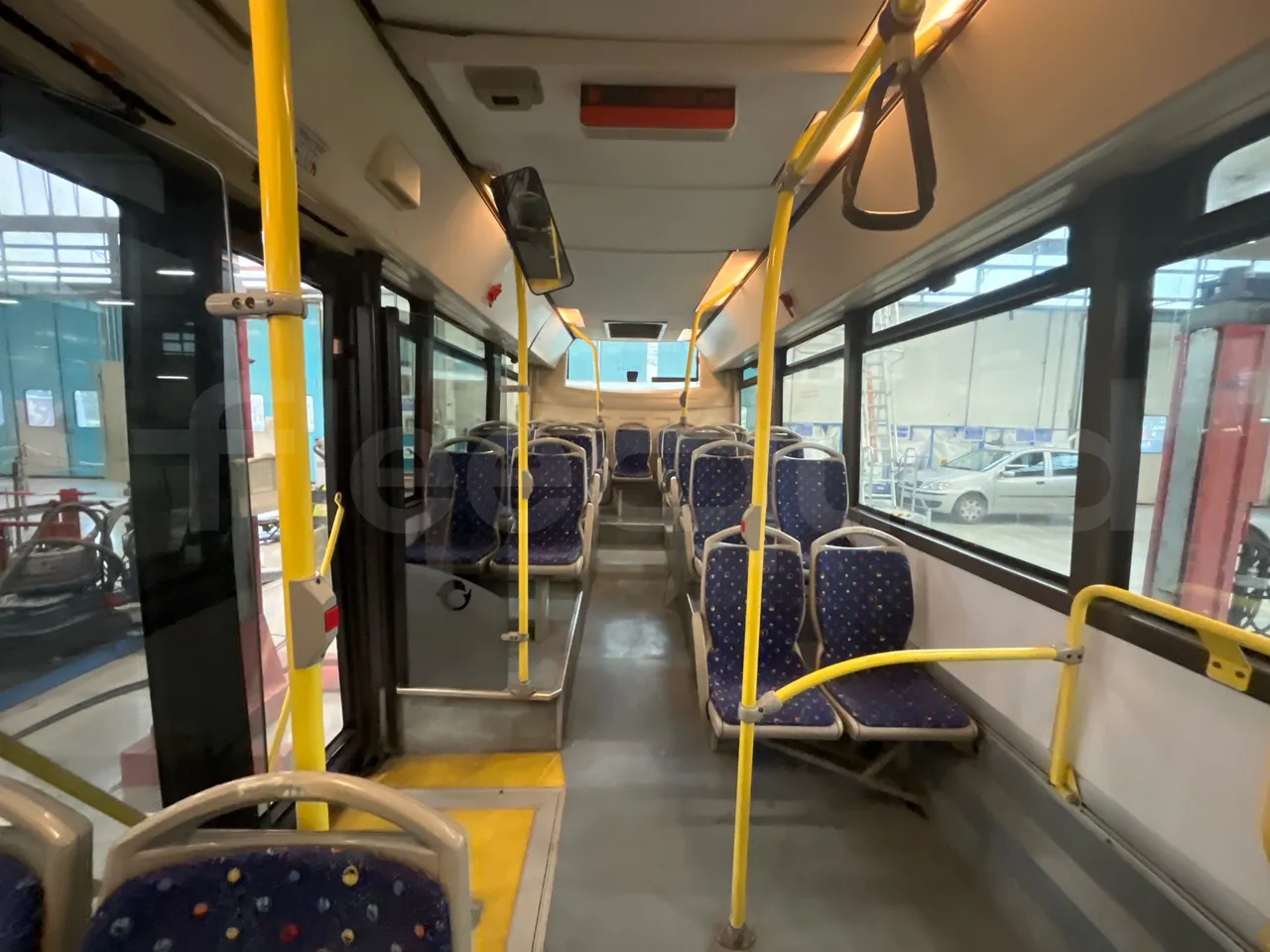 Iveco Citelis PS09D1/A/95 -EUR5 -213kW -11.990m - reverse view middle aisle