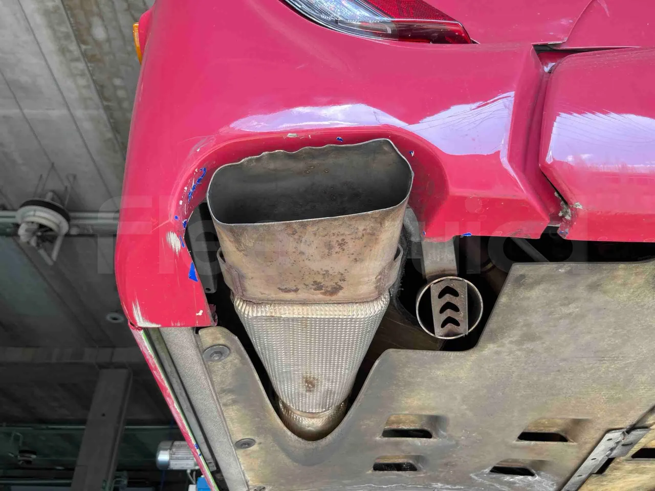 Iveco Magelys - Exhaust