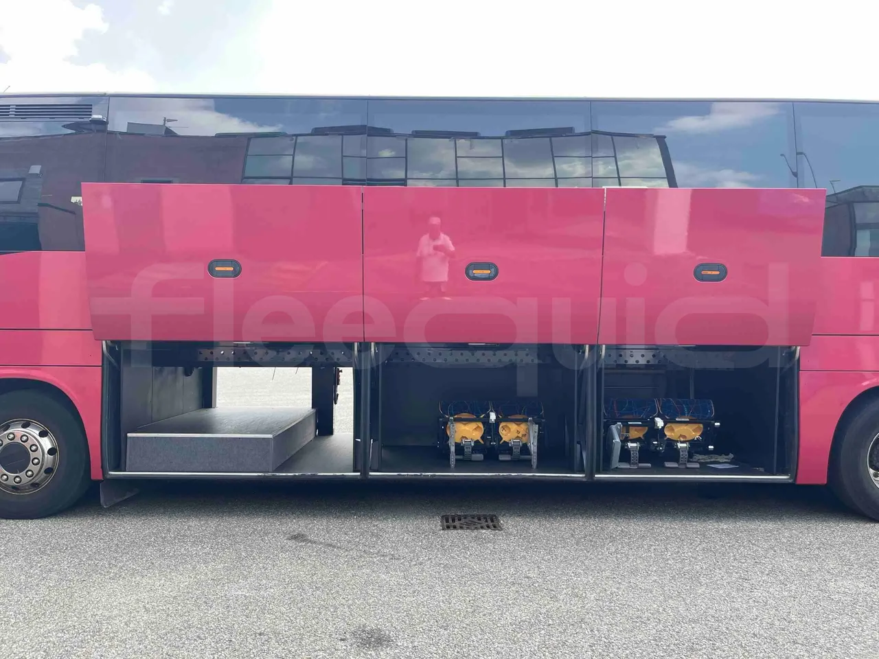 Iveco Magelys - Luggage Rack Left Side