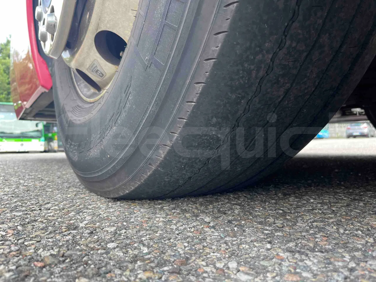 Iveco Magelys - Second Axle Left Side: Tyre Thickness