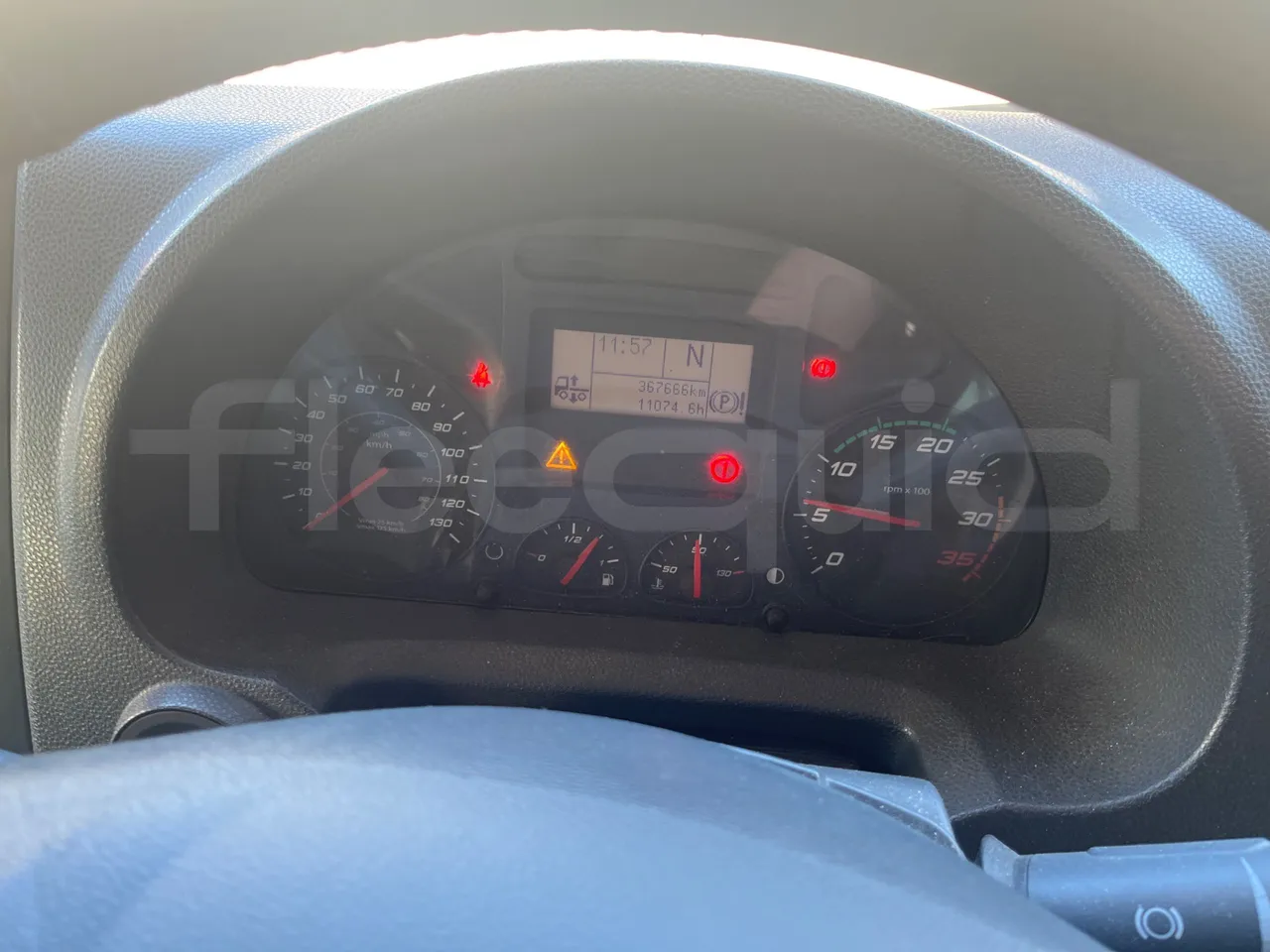 Indcar Mago 2 M2IV/M23/6A1DINNT / Euro 6 - 162 kW - 8.850 mt - dashboard lights on