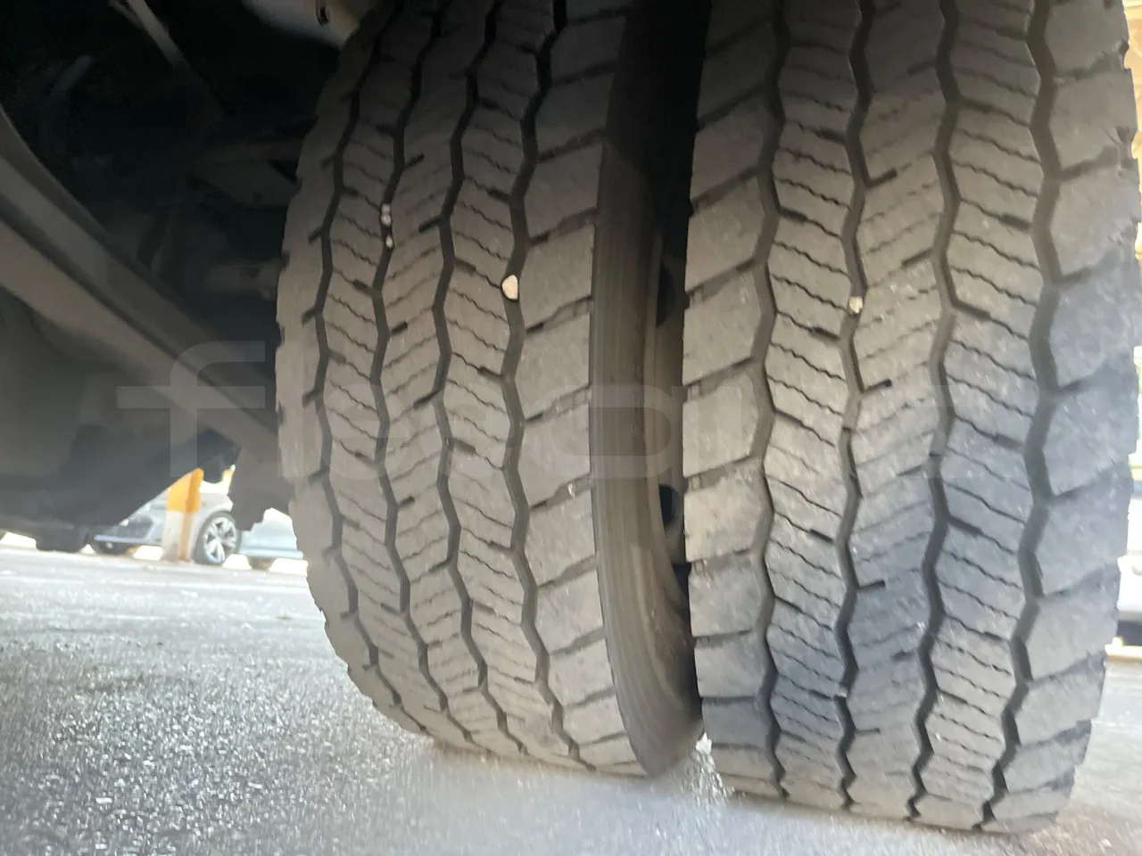 Indcar Mago 2 M2IV/M23/6A1DINNT / Euro 6 - 162 kW - 8.850 mt - tread condition second axle tires right