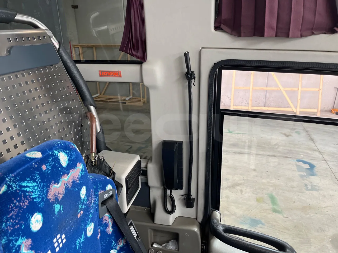 Beulas Scania Aura 18.460 - EUR3 - 338kW - 12m - driver microphone accessories photo