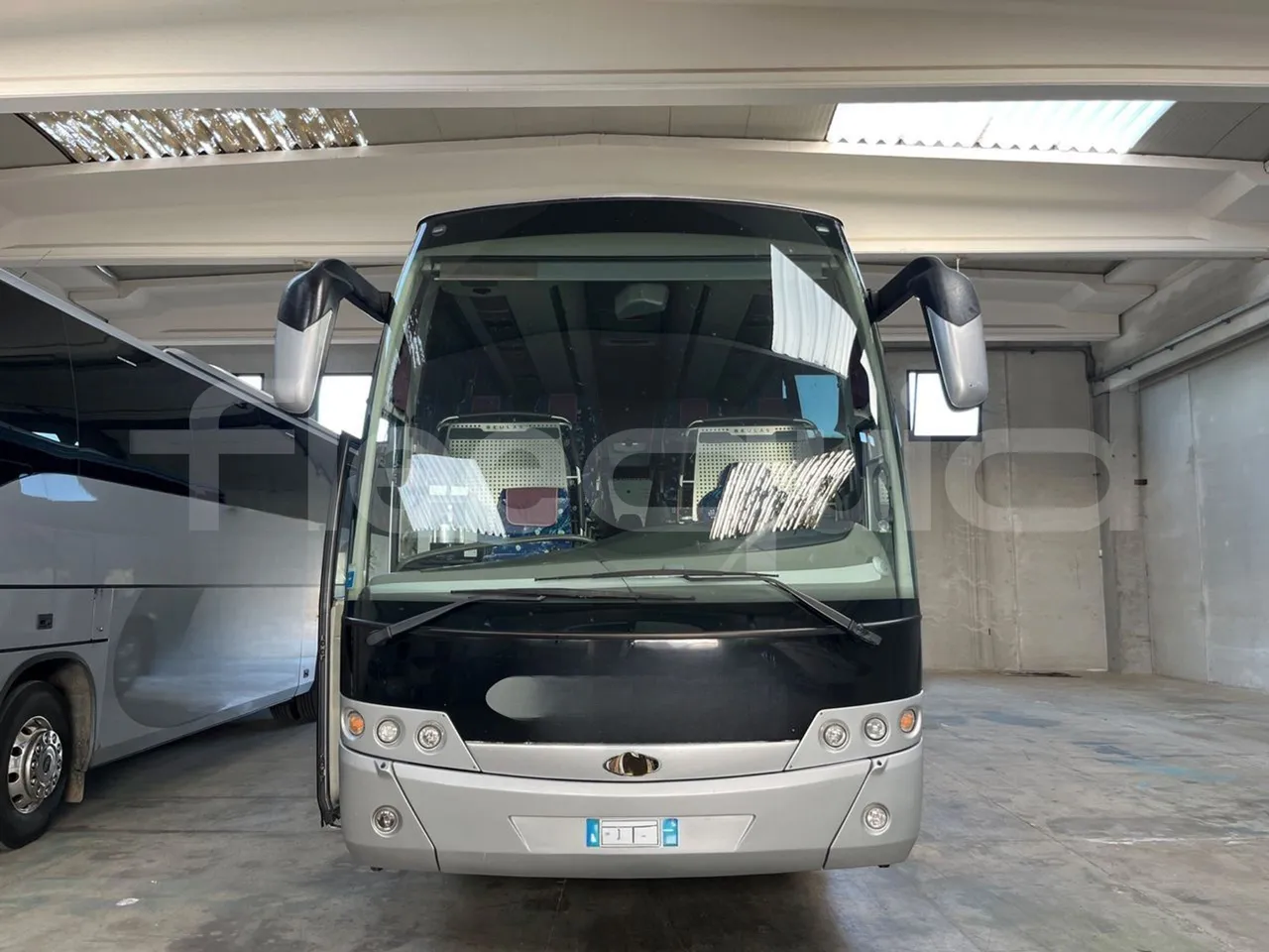 Beulas Scania Aura 18.460 - EUR3 - 338kW - 12m - front photo