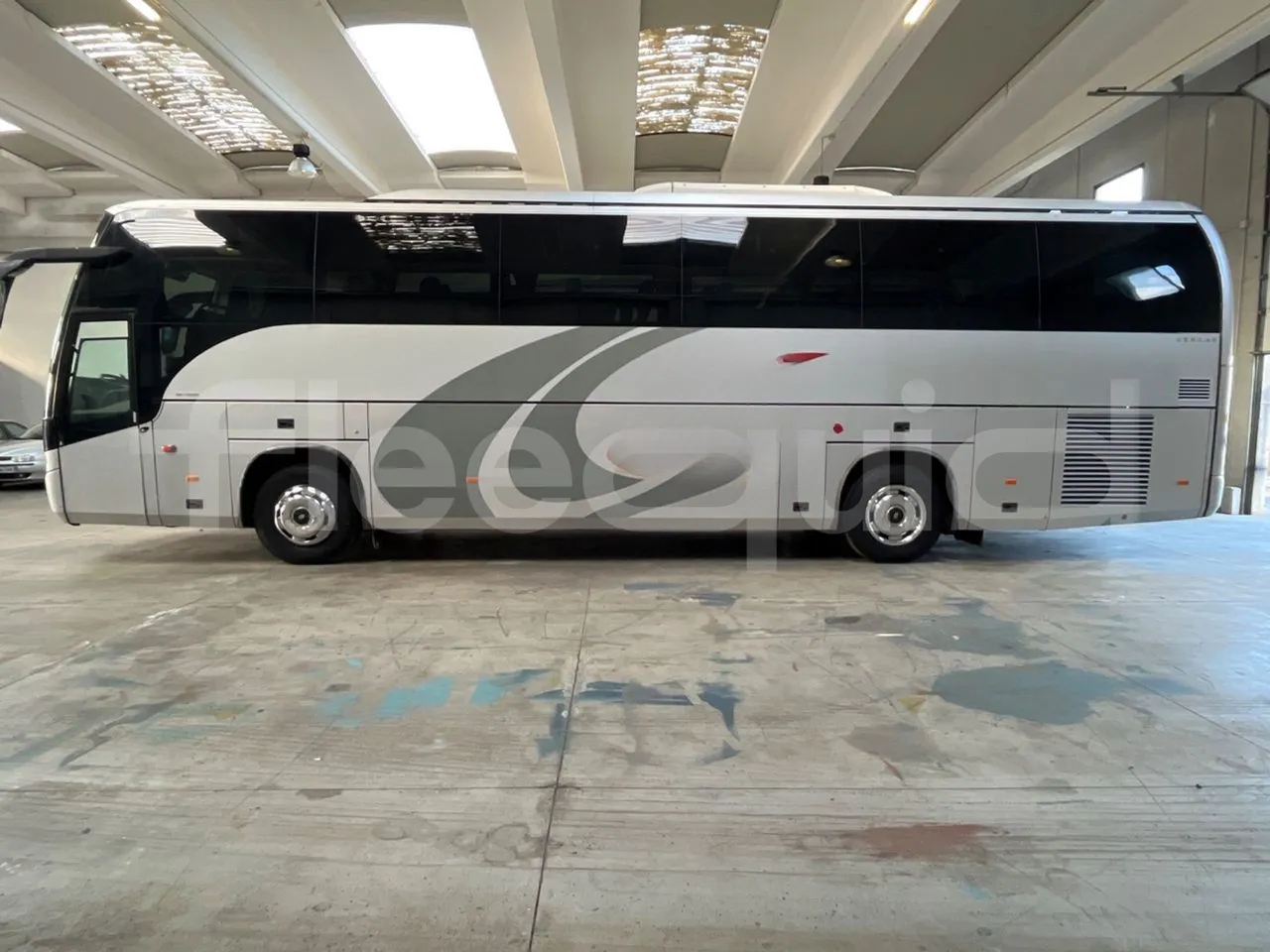 Beulas Scania Aura 18.460 - EUR3 - 338kW - 12m - left side photo