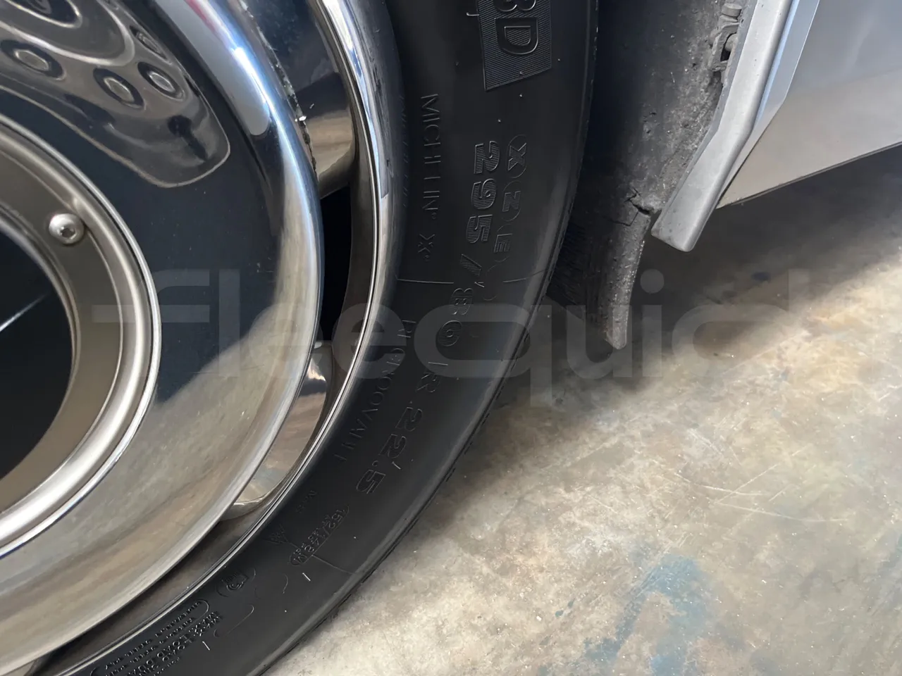 Beulas Scania Aura 18.460 - EUR3 - 338kW - 12m - front left tire measurements