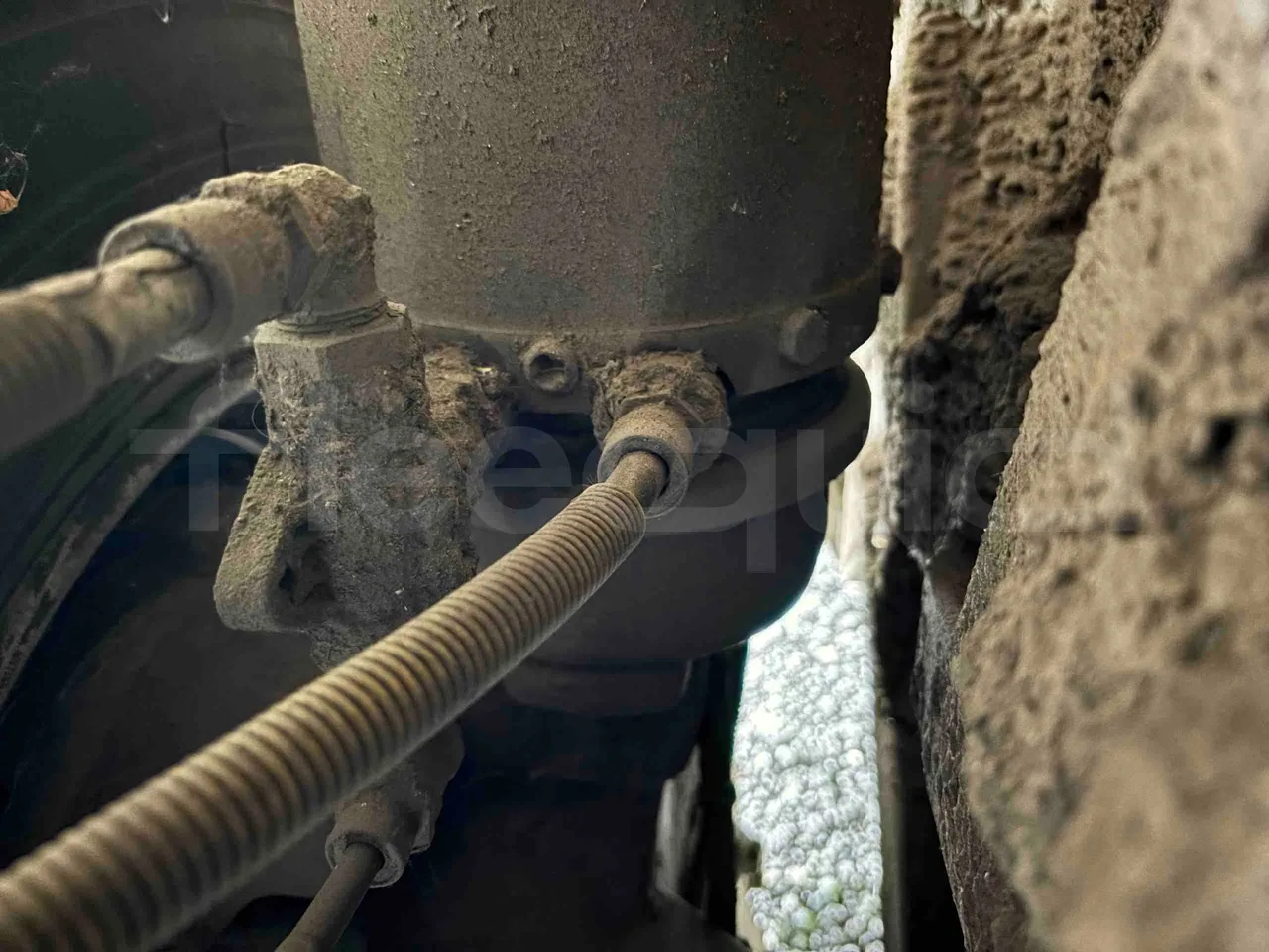 Iveco Urbanway - axle 2 caliper brakes right
