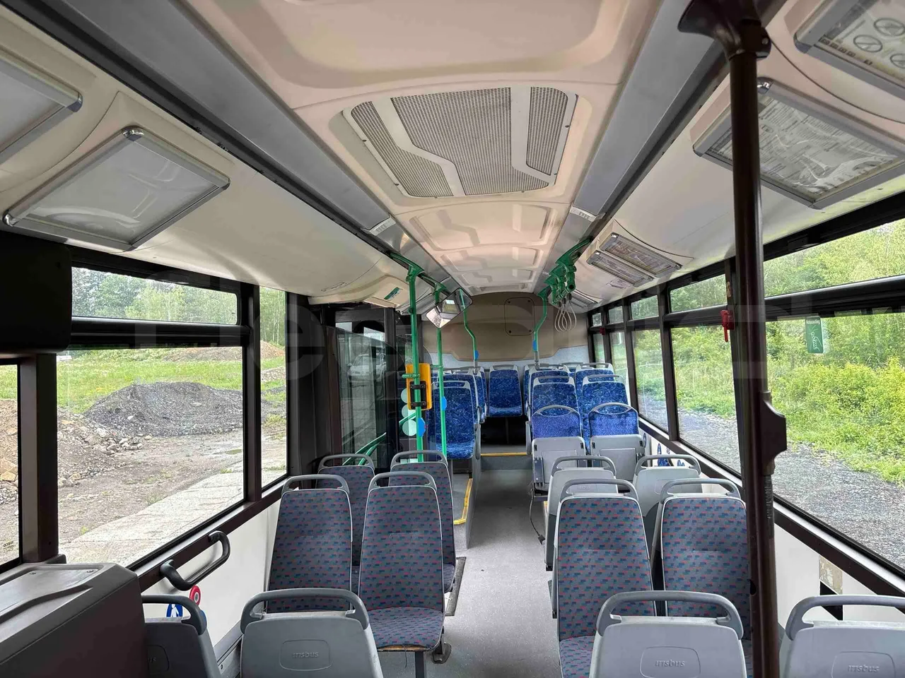 Iveco Urbanway - handrails photo