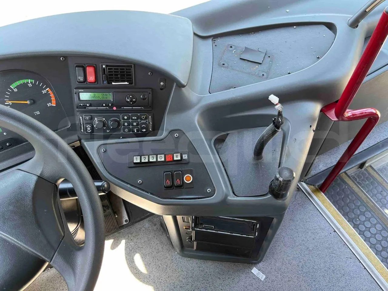 Mercedes-Benz Integro - Radio