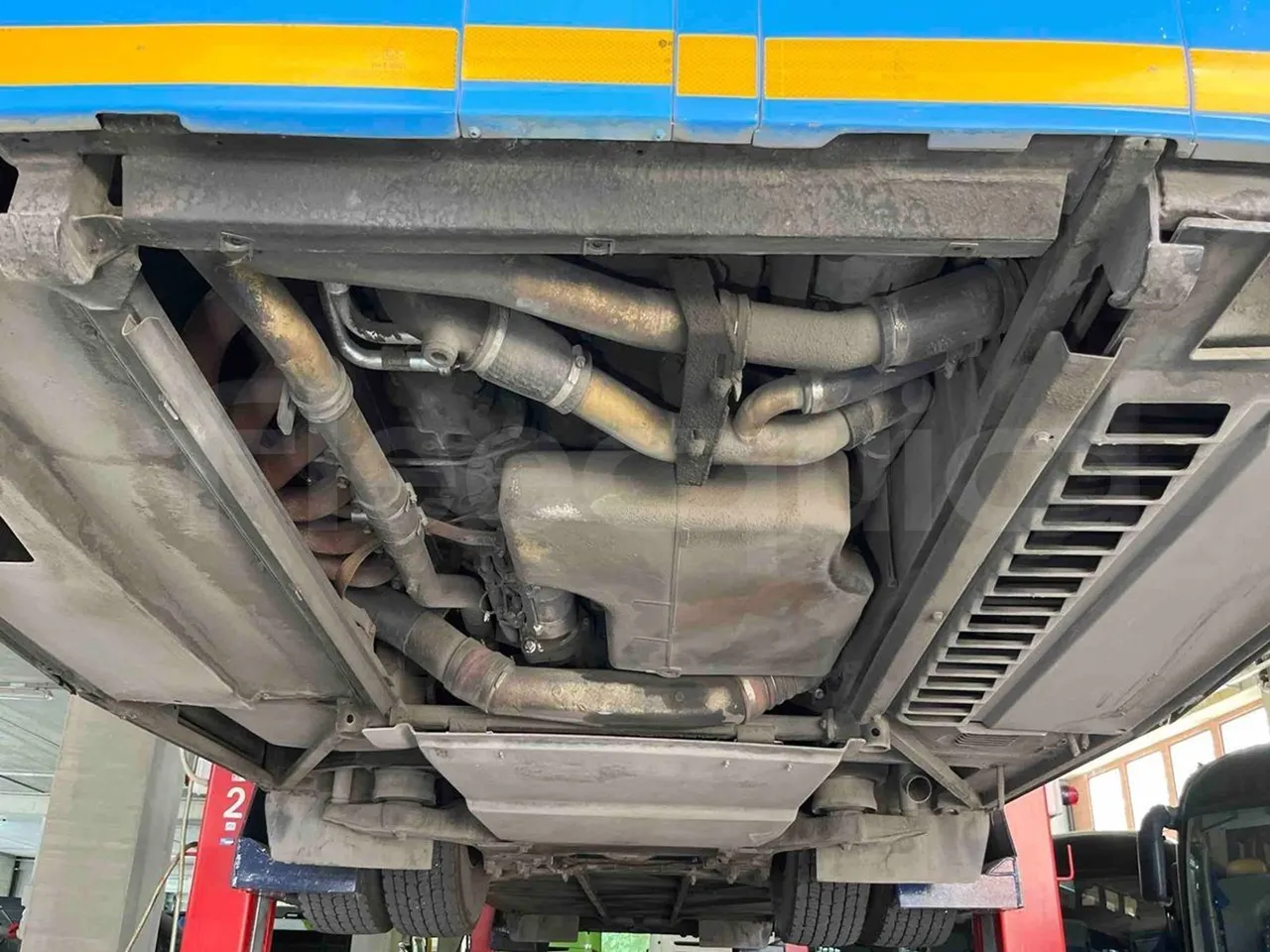 Mercedes-Benz Integro - Undercarriage Turntable
