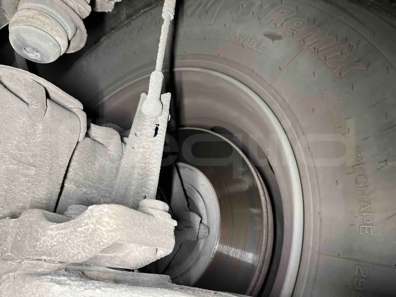 Mercedes-Benz Integro - Second Axle Discs Left Side