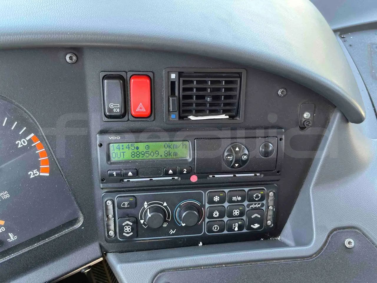 Mercedes-Benz Integro - Tachograph