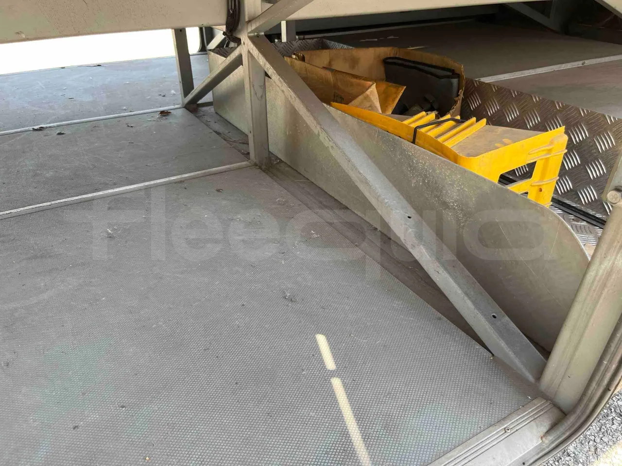 Mercedes-Benz Integro - Luggage Under Carpet Photo