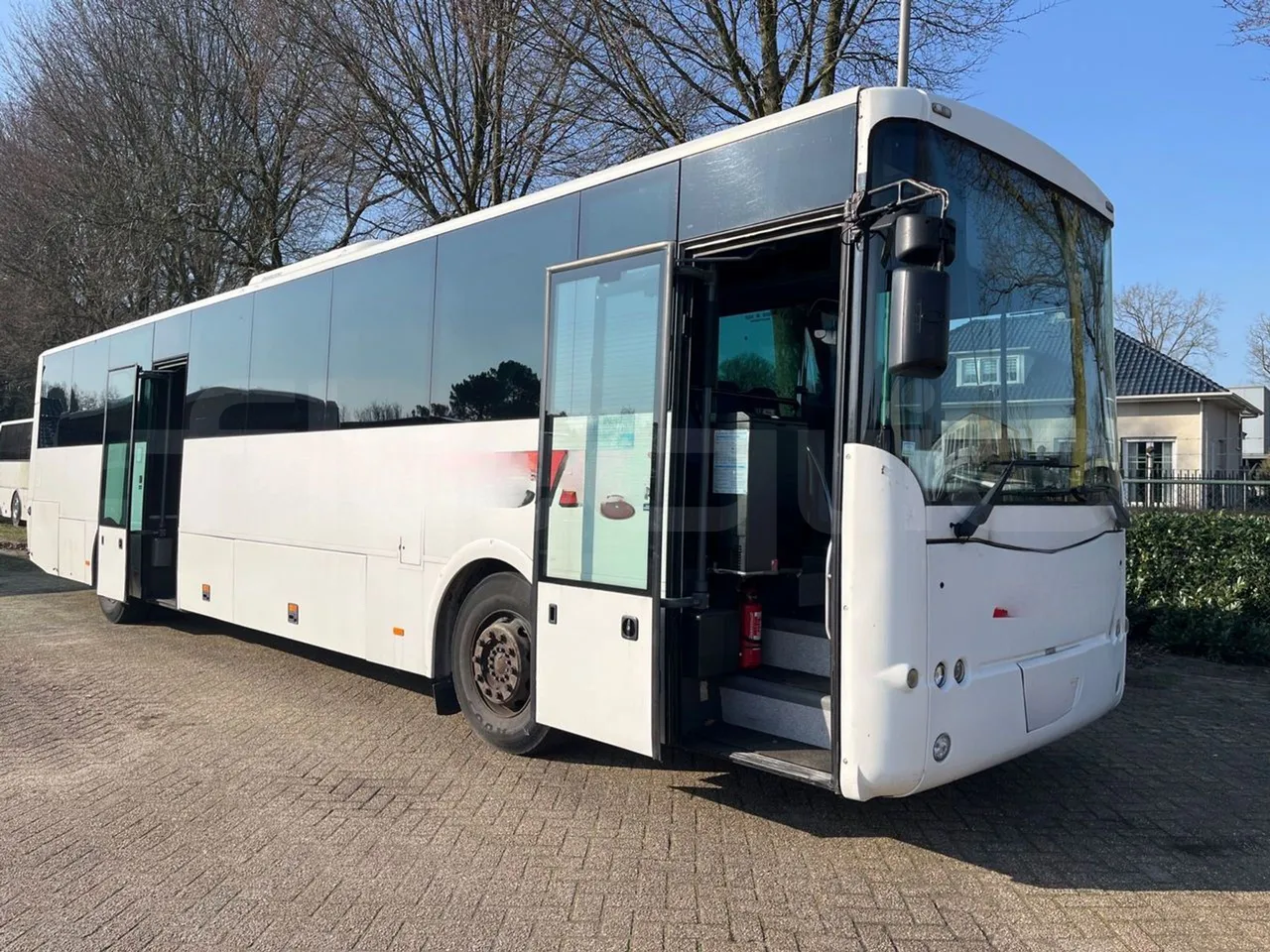 Man A91 A91 - EUR5 - 213kW - 12.7m - 3/4 right front doors open