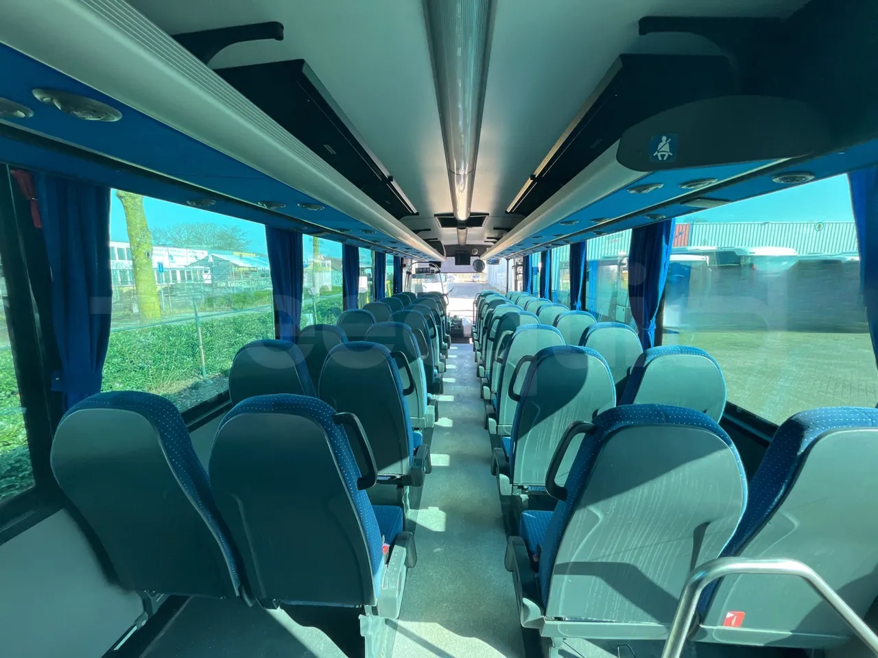 Man A91 A91 - EUR5 - 213kW - 12.7m - forward view middle aisle