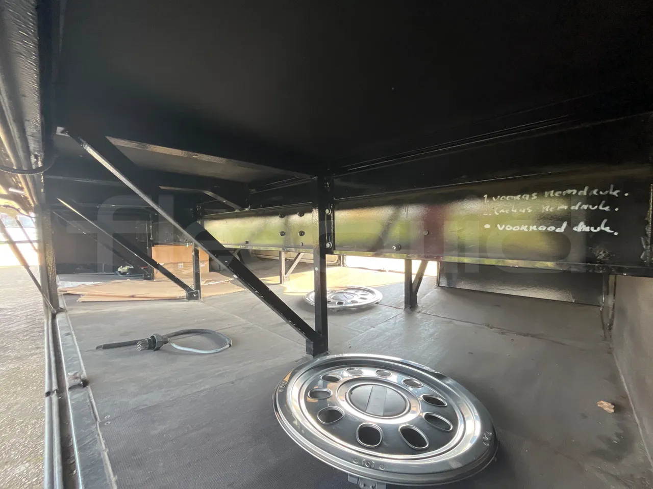 Man A91 A91 - EUR5 - 213kW - 12.7m - under carpet photo