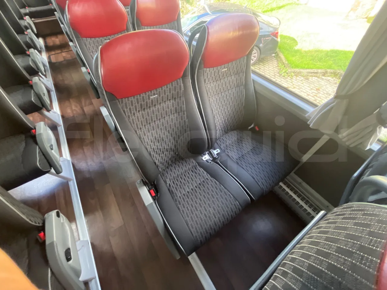 Man Lion's Coach L - Euro6 - 324kW - 13,8m - central seat safety belt