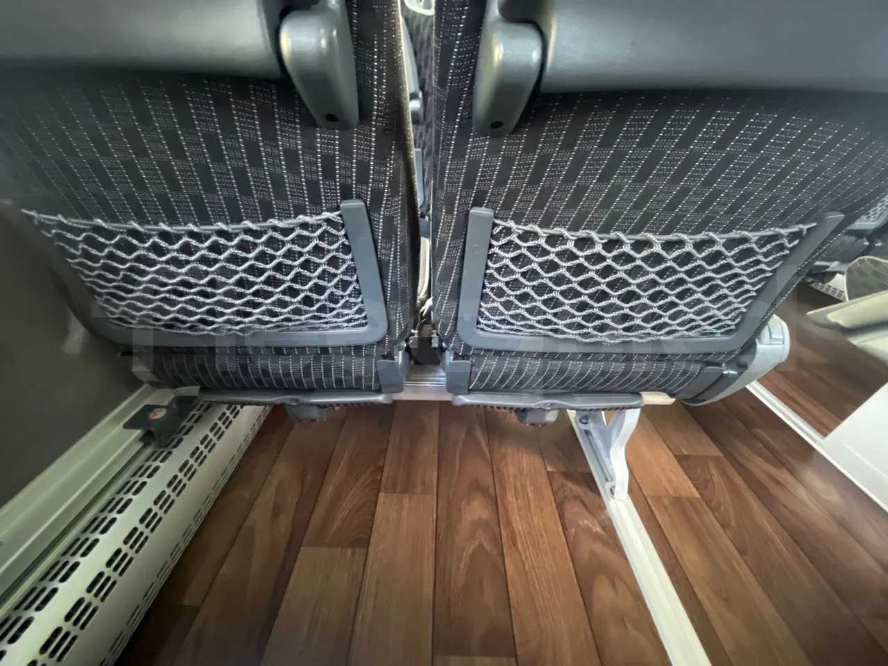 Man Lion's Coach L - Euro6 - 324kW - 13,8m - mesh detail photo