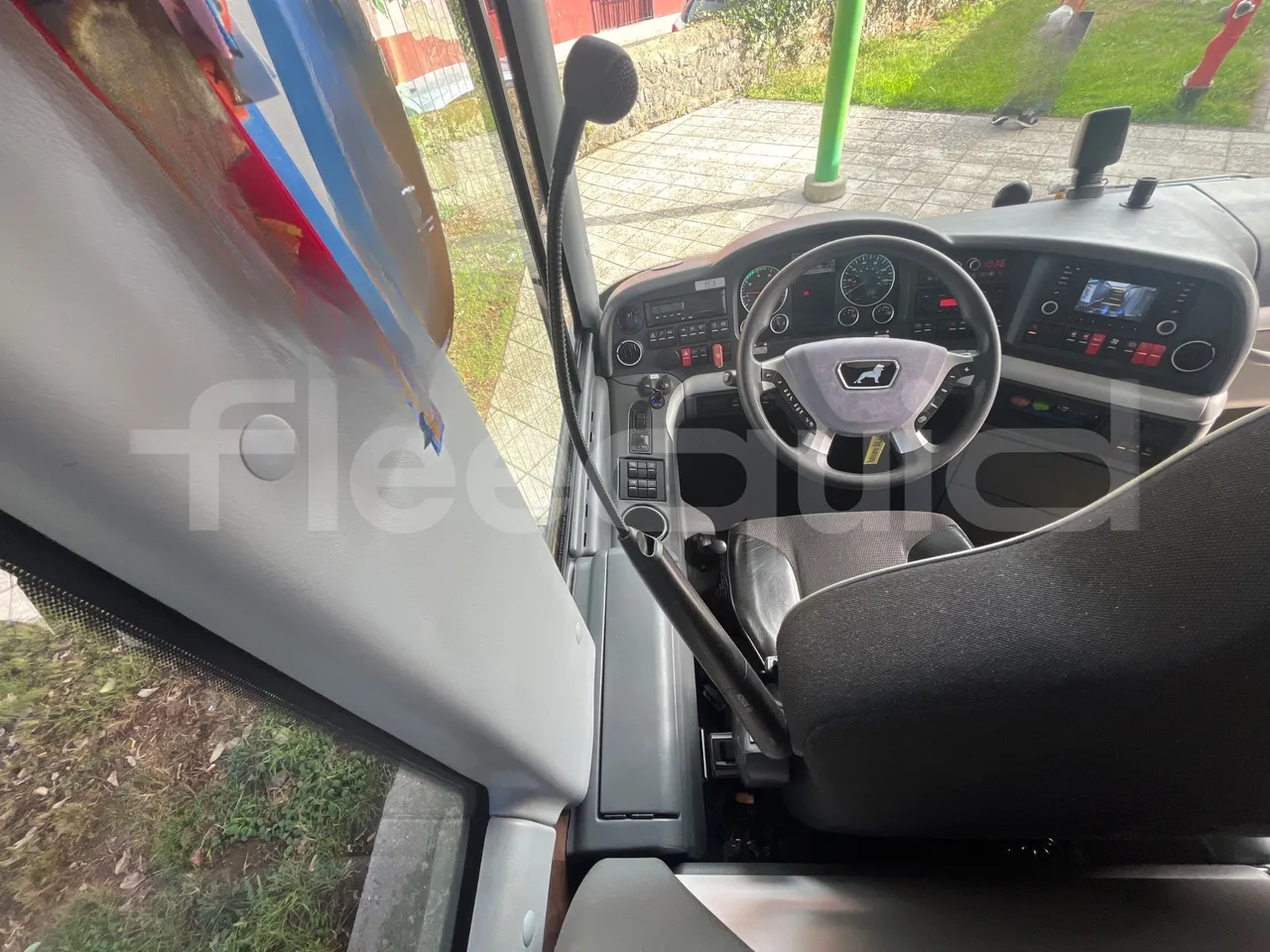 Man Lion's Coach L - Euro6 - 324kW - 13,8m - roof hatch 3