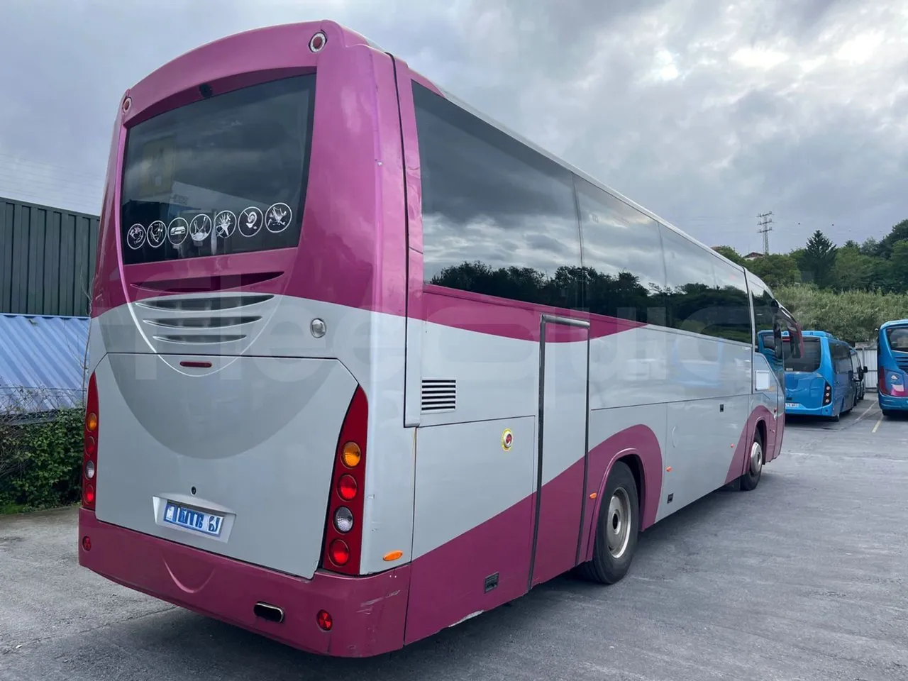 Irizar 397E.1238 MRSG 1238MRSG - Euro 5 - 279 kW - 12 mt - 3/4 right rear doors closed