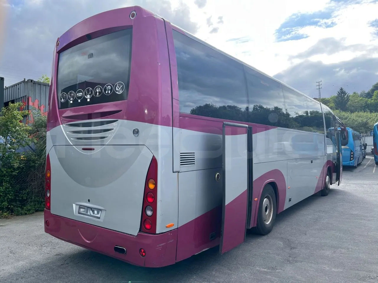 Irizar 397E.1238 MRSG 1238MRSG - Euro 5 - 279 kW - 12 mt - 3/4 right rear doors open