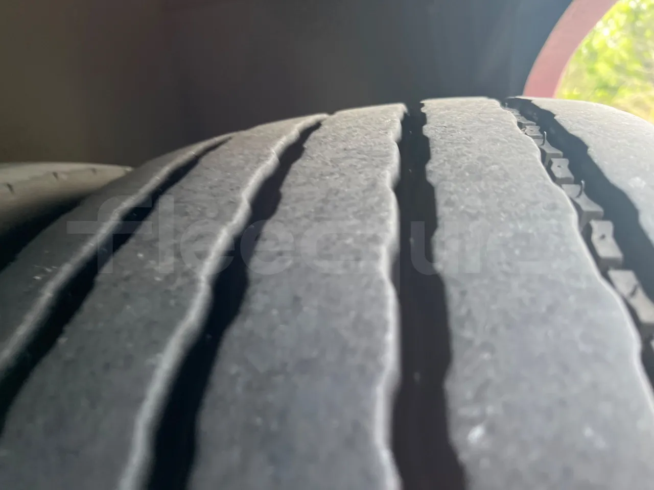 Irizar 397E.1238 MRSG 1238MRSG - Euro 5 - 279 kW - 12 mt - tread condition front tires left