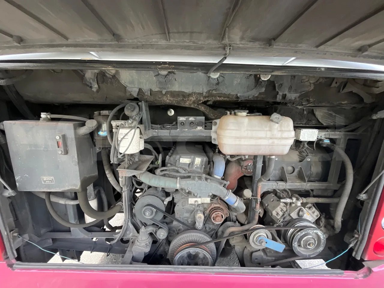 Irizar 397E.1238 MRSG 1238MRSG - Euro 5 - 279 kW - 12 mt - rear hatch open