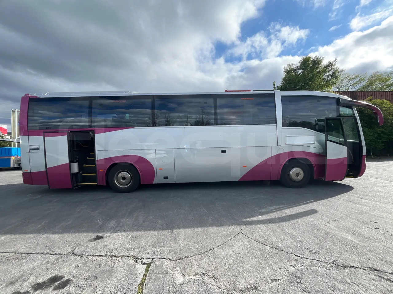 Irizar 397E.1238 MRSG 1238MRSG - Euro 5 - 279 kW - 12 mt - right side doors open