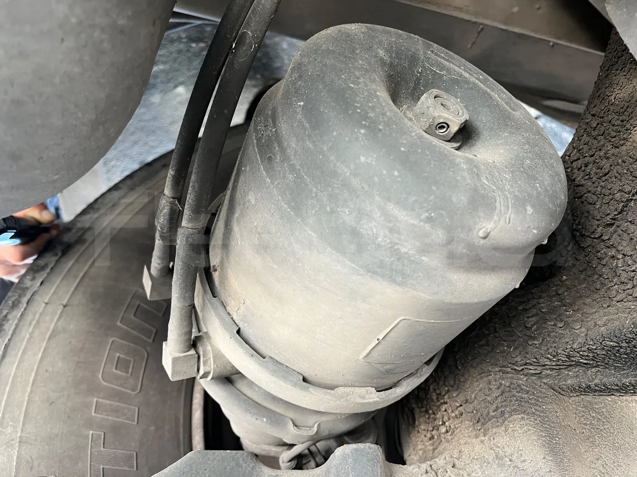 Vdl Andecar V V -EUR4- 340kW -12.2m - axle 2 caliper brakes right
