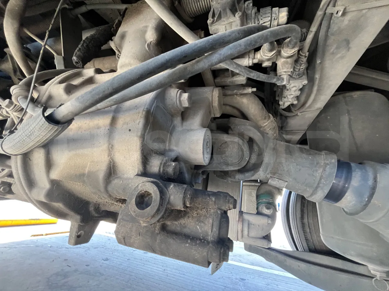 Vdl Andecar V V -EUR4- 340kW -12.2m - driveshaft photo