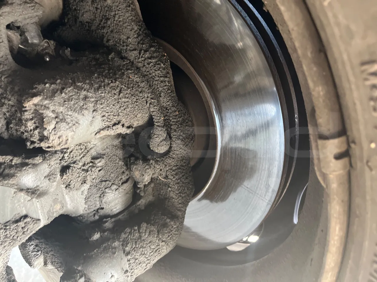 Vdl Andecar V V -EUR4- 340kW -12.2m - front discs right