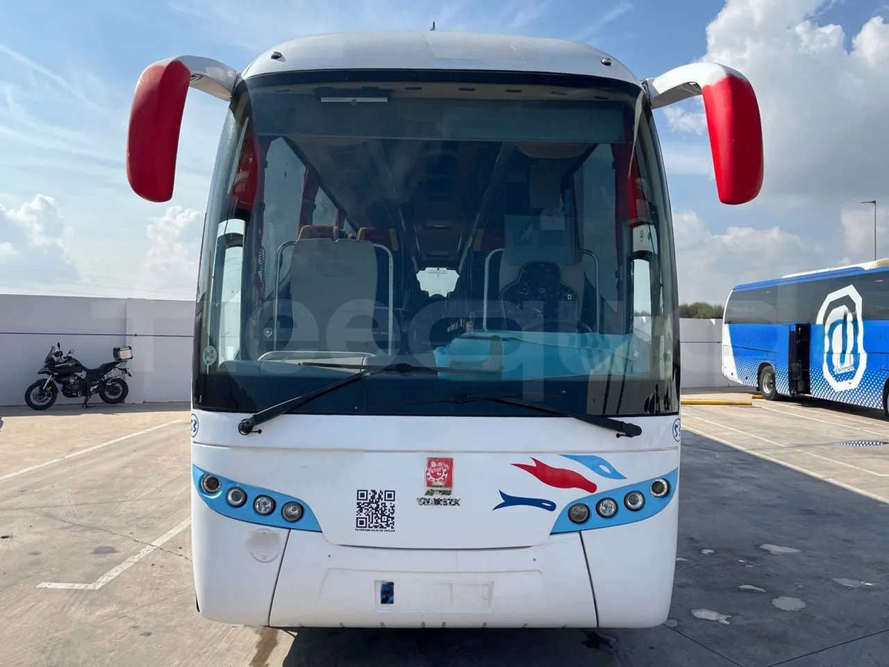 Vdl Andecar V V -EUR4- 340kW -12.2m - front photo