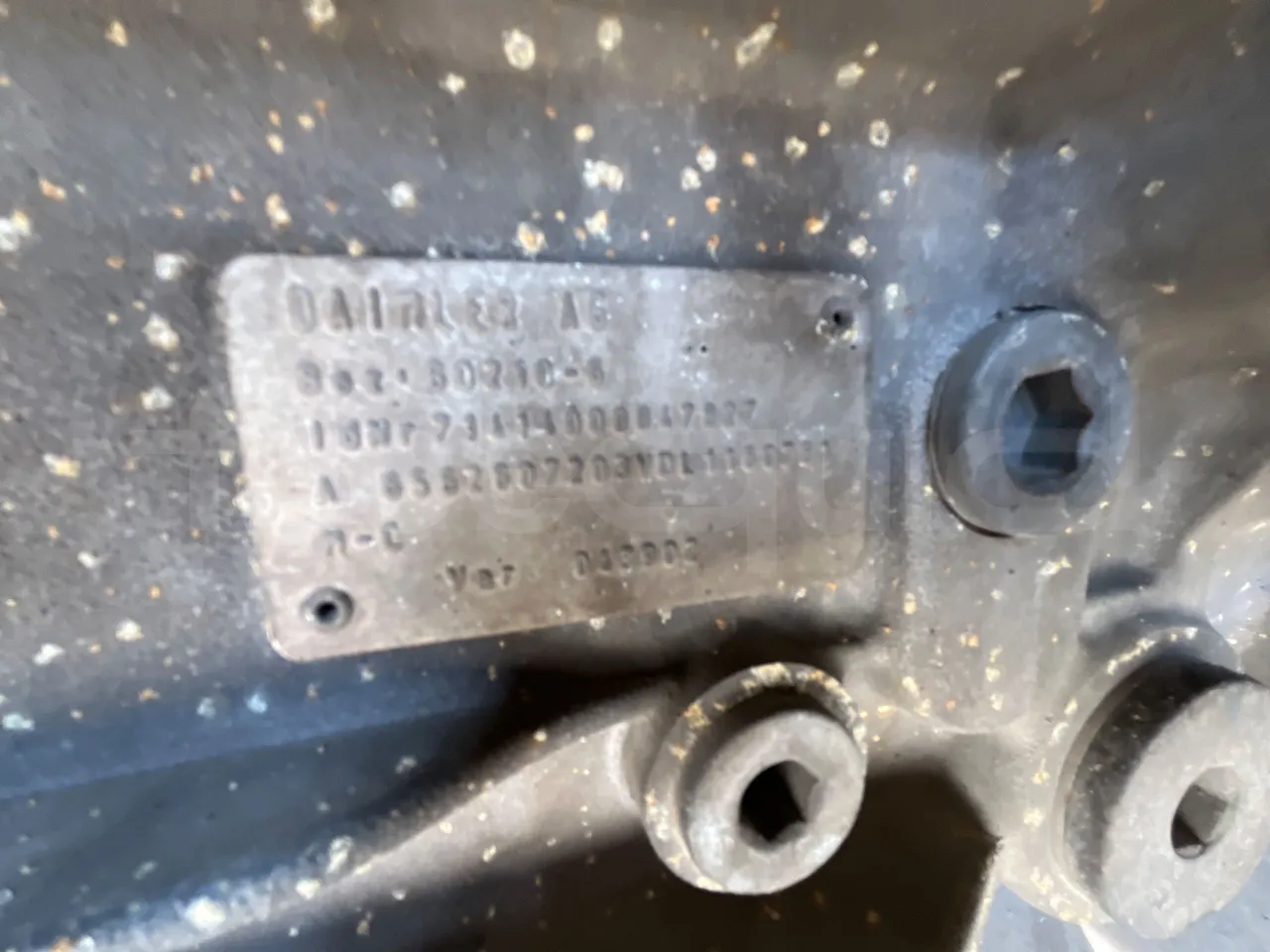 Vdl Andecar V V -EUR4- 340kW -12.2m - gearbox plate photo
