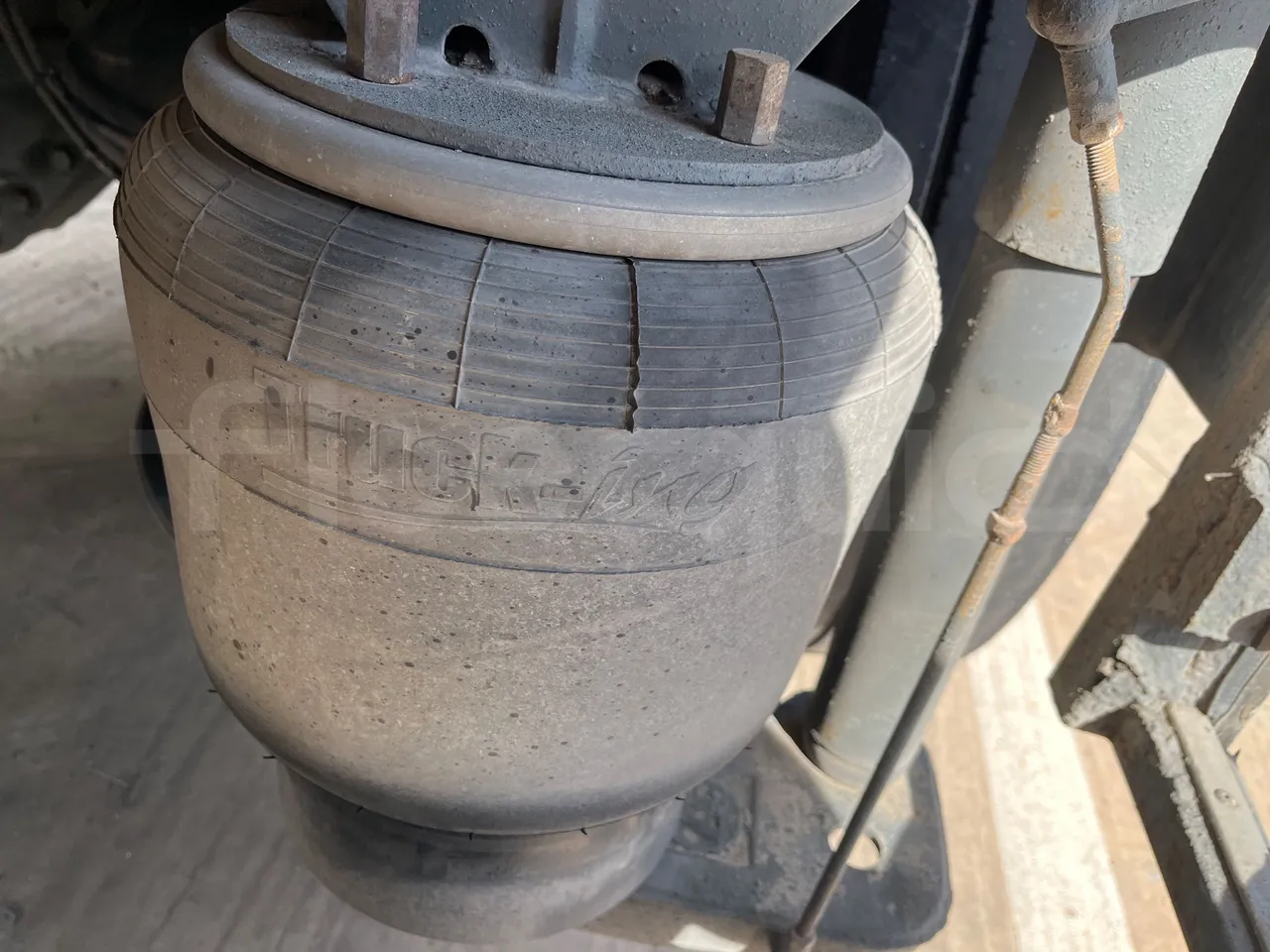Vdl Andecar V V -EUR4- 340kW -12.2m - axle 3 air springs 1 right