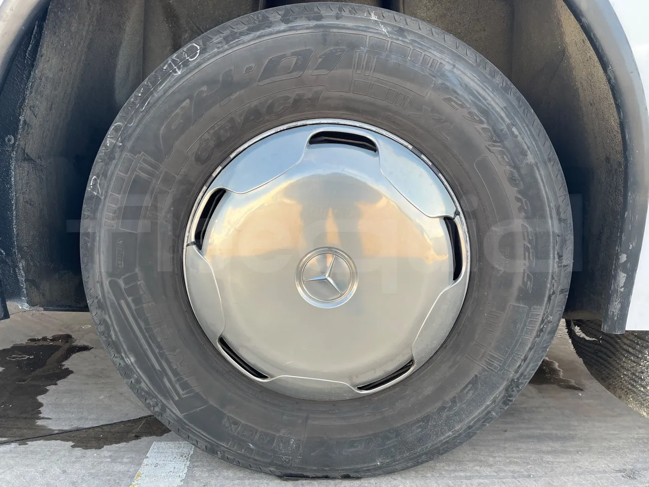 Vdl Andecar V V -EUR4- 340kW -12.2m - front left tire measurements