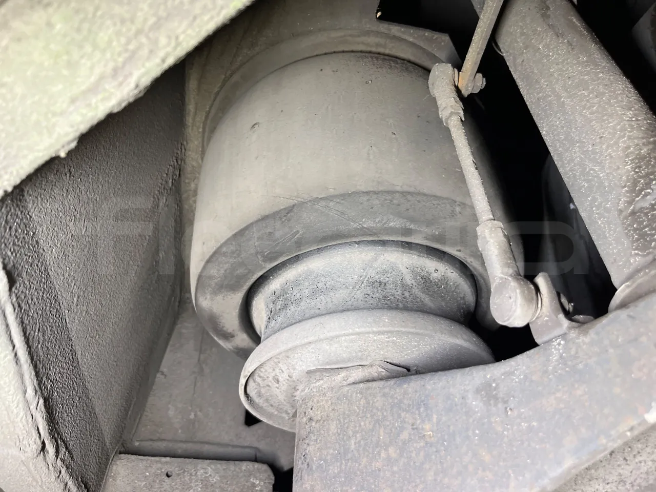 Iveco Magelys SFR2XX - Euro6 - 12,83m - 294kw - axel 2 air springs 1 left