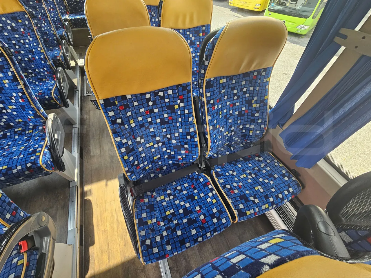 Iveco Magelys SFR2XX - Euro6 - 12,83m - 294kw - central seat safety belt
