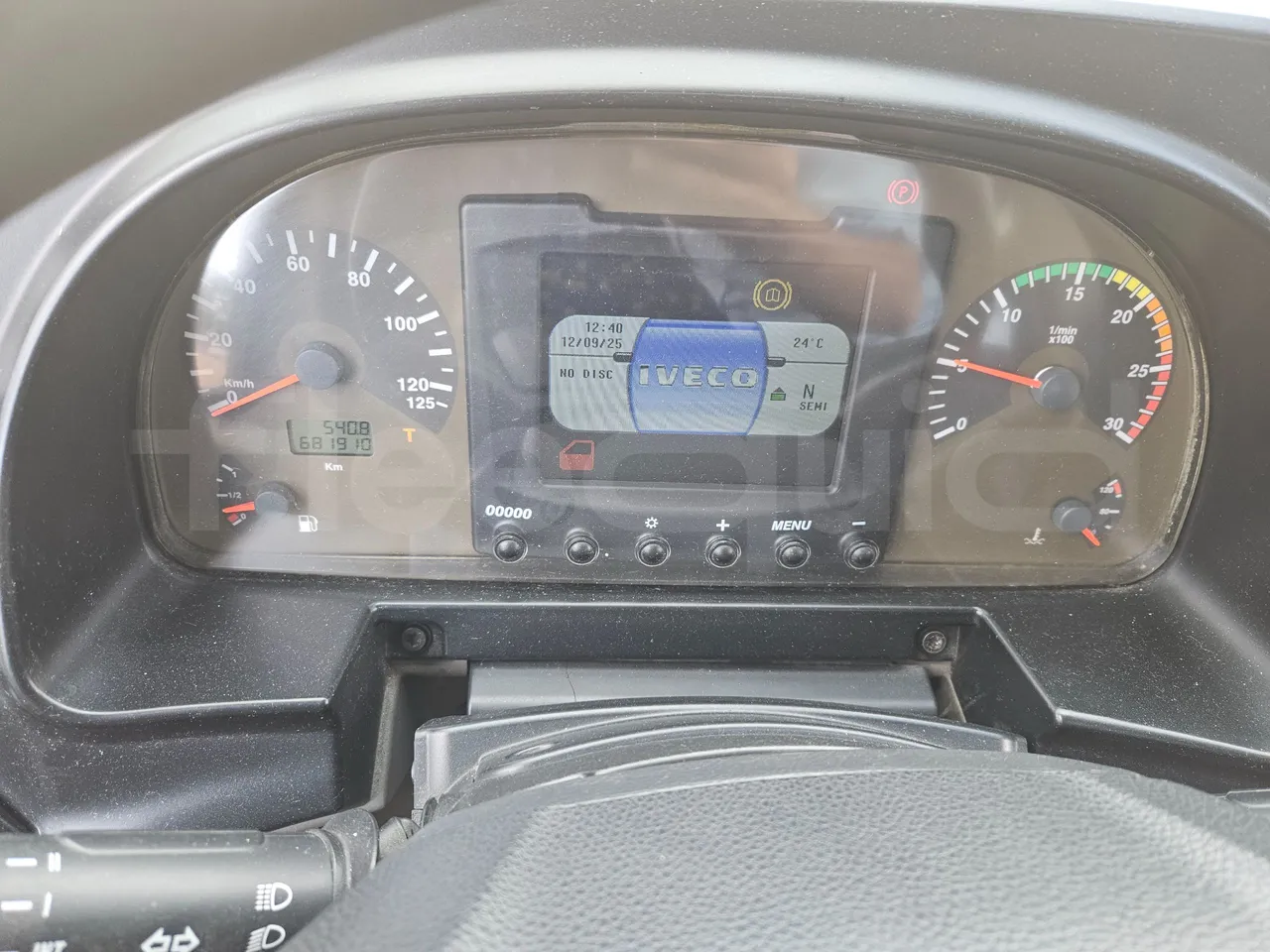 Iveco Magelys SFR2XX - Euro6 - 12,83m - 294kw - dashboard lights on