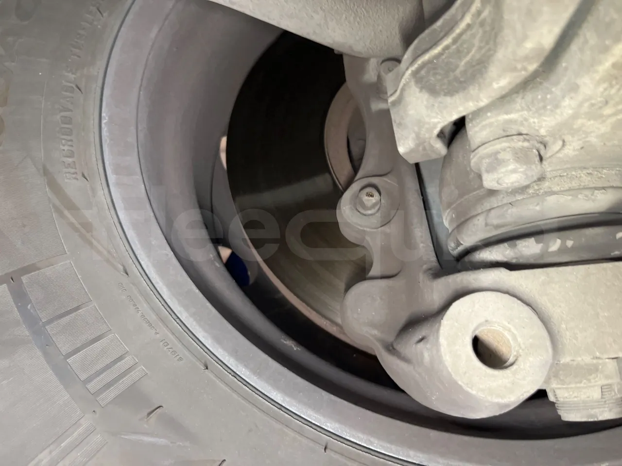 Iveco Magelys SFR2XX - Euro6 - 12,83m - 294kw - front discs left