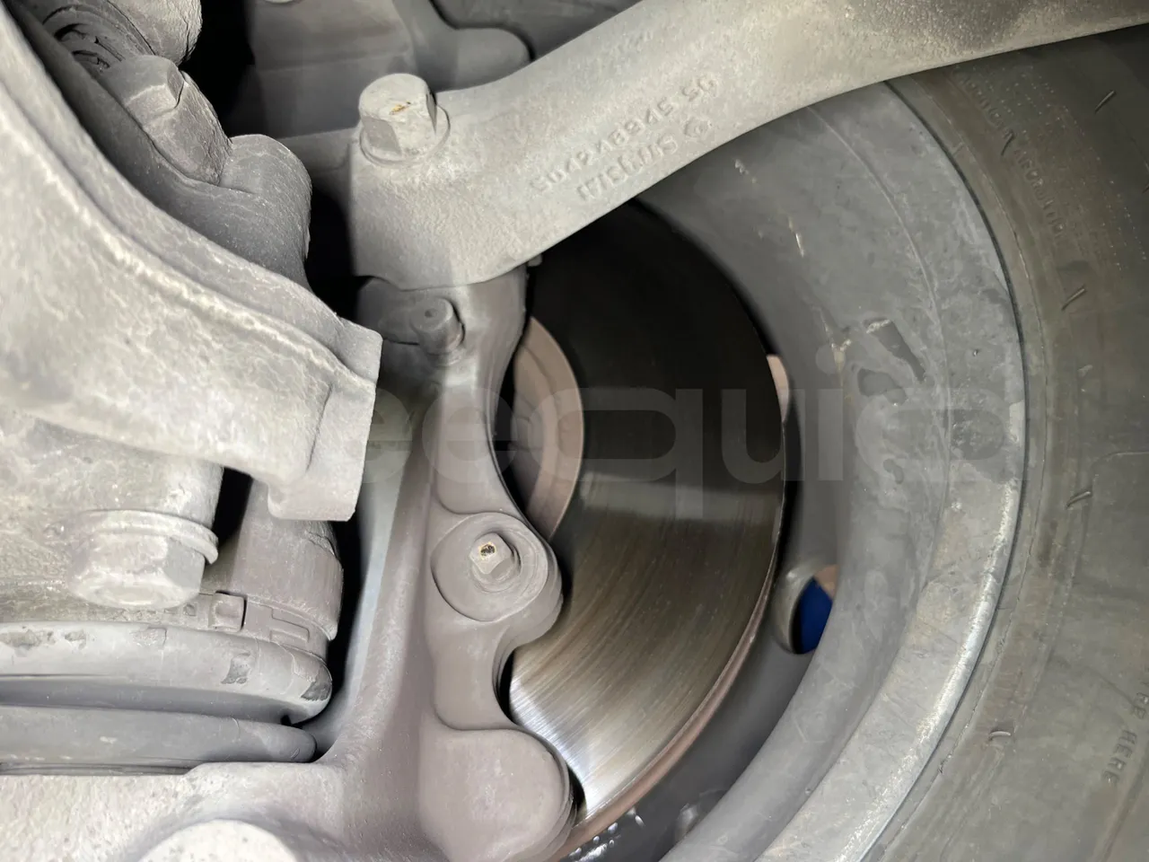 Iveco Magelys SFR2XX - Euro6 - 12,83m - 294kw - front discs right