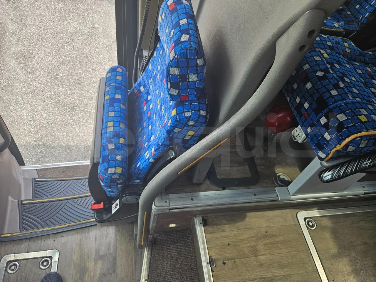 Iveco Magelys SFR2XX - Euro6 - 12,83m - 294kw - handrails photo