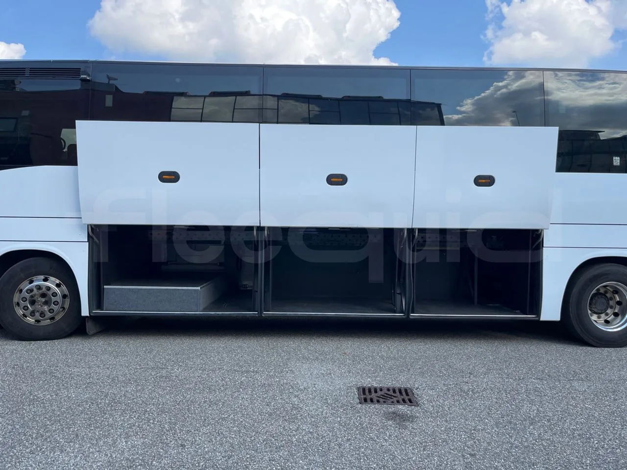 Iveco Magelys SFR2XX - Euro6 - 12,83m - 294kw - luggage rack photo