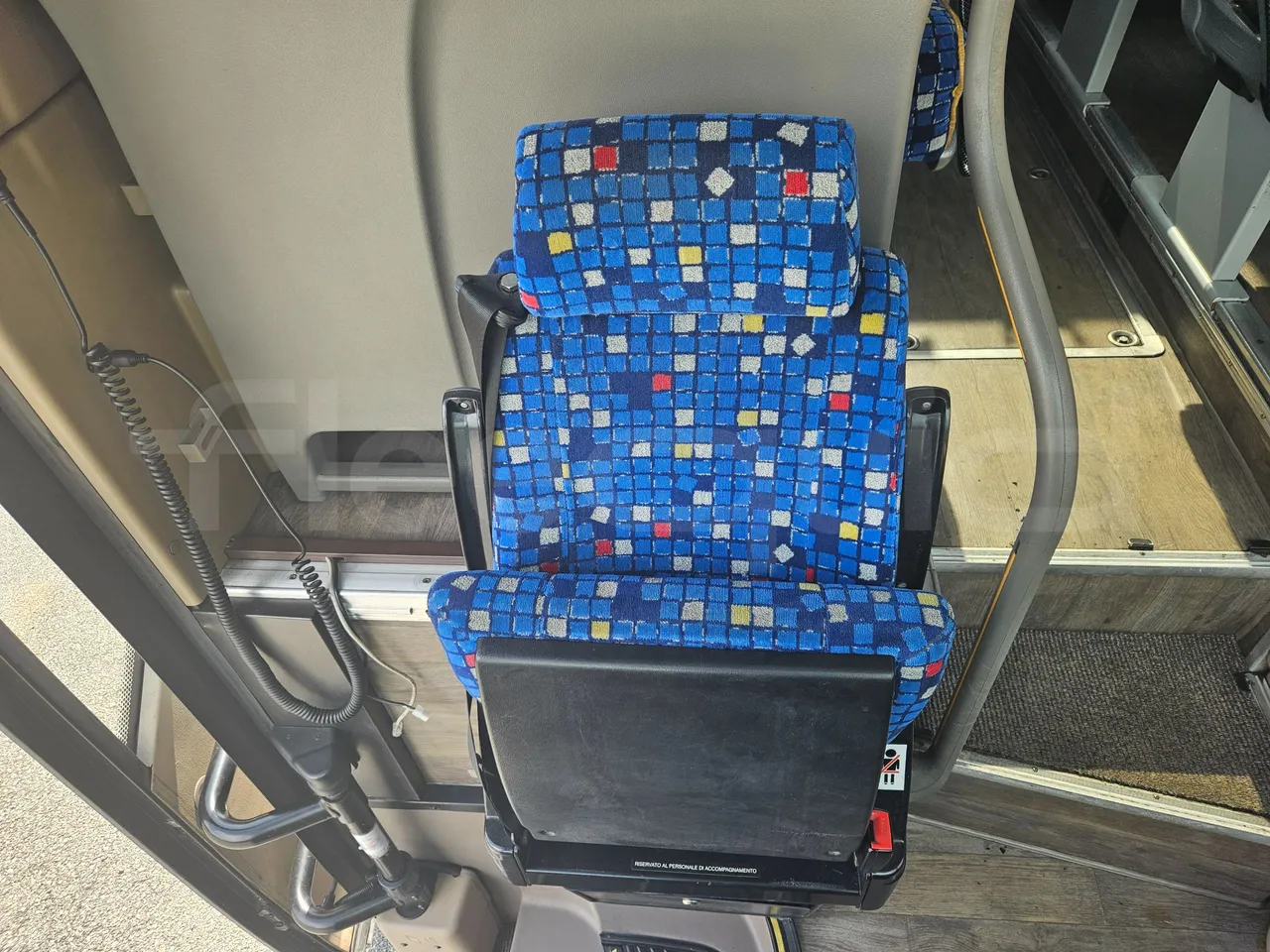 Iveco Magelys SFR2XX - Euro6 - 12,83m - 294kw - hostess seat photo